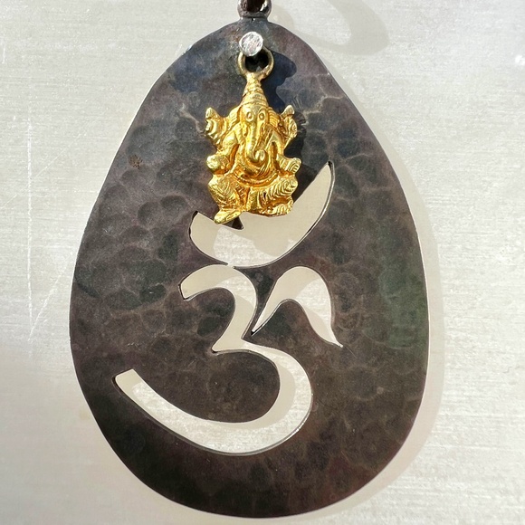 Vintage Sterling Silver & 18K Gold Om Ganesh Pendant India Artisan Jewelry - Picture 1 of 15